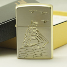 Olie Lighter luksus, guldfarvet kobber, Sejlskib. Olie Lighter luksus, guldfarvet kobber, Sejlskib.